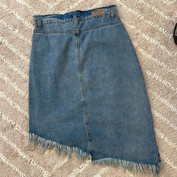 Velvet Heart Asymmetrical Denim Skirt - Picture 4 of 5
